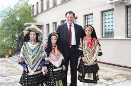 Областният управител и Владиката почетоха празника на Мъглиж / Новини от Казанлък