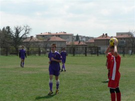 Малките ни футболисти на крачка от победата в турнира „Кока Кола”