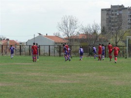 Малките ни футболисти на крачка от победата в турнира „Кока Кола”