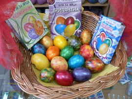 Казанлъшка фирма е лидер в производството на боя за яйца