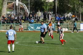 С много емоции и 6 гола в Арсенал стартира Междуфирмен футболен турнир