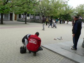 Възстановяват декоративното осветление в центъра на Казанлък / Новини от Казанлък