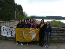 2500 килограма боклук събраха днес младежи на язовир Копринка