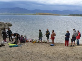 2500 килограма боклук събраха днес младежи на язовир Копринка