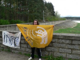 2500 килограма боклук събраха днес младежи на язовир Копринка