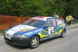 Три медала спечели при дебюта си автомобилен клуб „Казанлък“