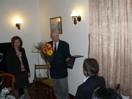 Домът на Петко Стайнов се изпълни със звук от 100 годишното му пиано