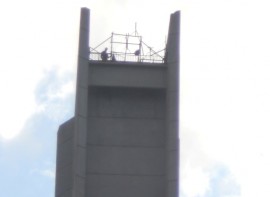 Паметникът на Бузлуджа – широко затворени очи...