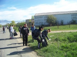 Повече от 1100 души чистиха в Павел баня / Новини от Казанлък