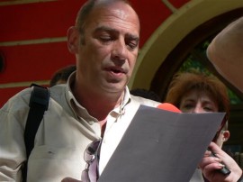 Служителите в Театър „Любомир Кабакчиев” излязоха на протест