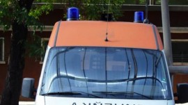 Труп на мъж стоя с часове до ОУ ”Паисий Хилендарски” / Новини от Казанлък