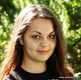 Първи професионални снимки на кандидатките за “Царица Роза“