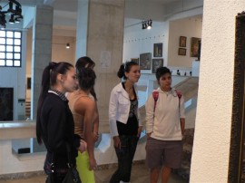 Претендентките за “Царица Роза“ обиколиха забележителности в общината