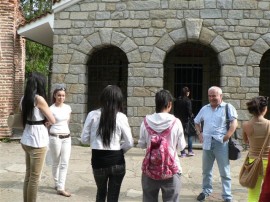 Претендентките за “Царица Роза“ обиколиха забележителности в общината