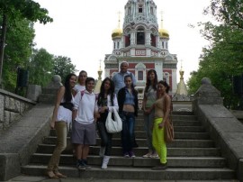 Претендентките за “Царица Роза“ обиколиха забележителности в общината