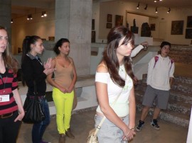 Претендентките за “Царица Роза“ обиколиха забележителности в общината