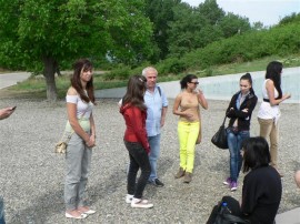 Претендентките за “Царица Роза“ обиколиха забележителности в общината