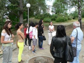 Претендентките за “Царица Роза“ обиколиха забележителности в общината