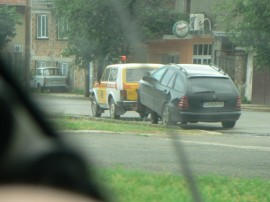 Катастрофа в Казанлък спря деца от състезание