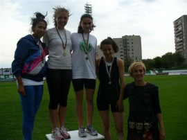 Казанлъшките лекоатлети обраха медалите на турнира „Берое”