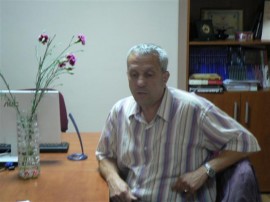 Художествените ръководители в НЧ “Искра“ изпратиха декларация до Вежди Рашидов