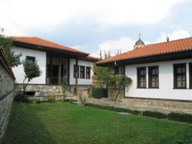 Къщата на Дечко Узунов отново отворена за посещения / Новини от Казанлък