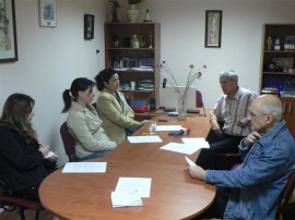 Настоятелството на НЧ “Искра“ осъди полицейското присъствие в сградата / Новини от Казанлък