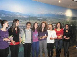 Община Казанлък награди ученическите отбори, които стигнаха до финалите на страната ни