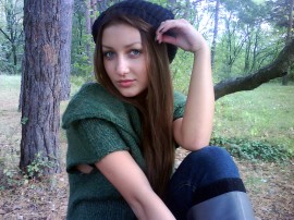 Нели Славова - участничка в конкурса “Царица Роза 2012“ / Новини от Казанлък