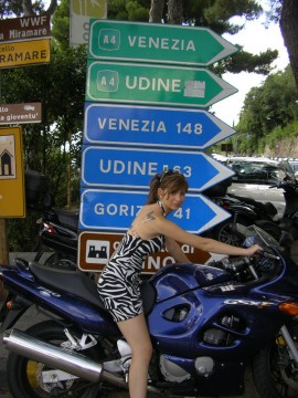 Миглена Георгиева - участничка в конкурса “Царица Роза“