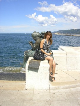 Миглена Георгиева - участничка в конкурса “Царица Роза“