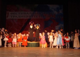 17 Мини Царици Роза ще има тази година в Казанлък