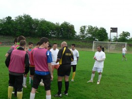 Галина Стоянова дари 1000 лева на благотворителен футболен турнир 