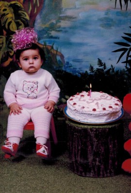 Джелина Акова - участничка в конкурса “Царица Роза“