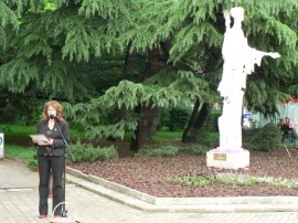 Официално откриха възстановената статуя на Тракийката