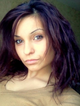 Джелина Акова - участничка в конкурса “Царица Роза“