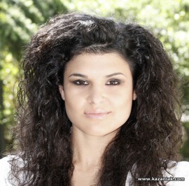 Антоанета Александрова - участничка в конкурса “Царица роза“ / Новини от Казанлък