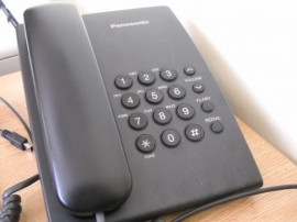 Възрастна жена от Долно Сахране стана жертва на телефонни измамници / Новини от Казанлък