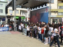 Празненства в центъра на Казанлък по случай празника на града и на детето