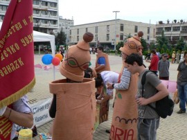 Празненства в центъра на Казанлък по случай празника на града и на детето