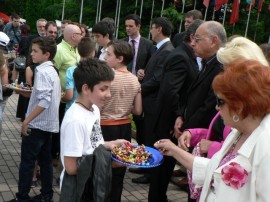 Празненства в центъра на Казанлък по случай празника на града и на детето