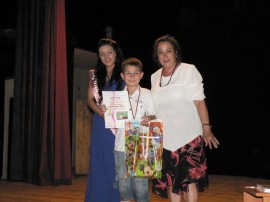 Наградиха талантите от националния конкурс “Казанлъшка роза“ / Новини от Казанлък