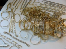 Закопчаха двама за кражби / Новини от Казанлък