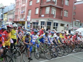 Колоездачните национали се готвят за състезание в Молдова / Новини от Казанлък