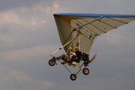 Летище “Кълвача“ е домакин на авиосъбор / Новини от Казанлък