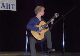 Международно участие в годишния концерт на “Възродена Искра“  / Новини от Казанлък