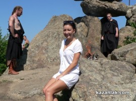 Видео: Мегалитът над Бузовград отново прие жертвен ритуал