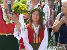 С традиционни ритуали посрещнахме Еньовден