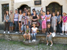 Млади казанлъшки художници се завърнаха от пленер в Боженци