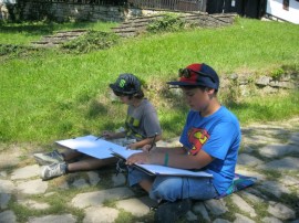 Млади казанлъшки художници се завърнаха от пленер в Боженци